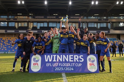 Joe leads the way to national cup glory at Plough Lane